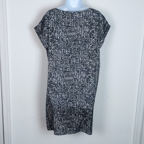 Eileen Fisher Silk Blend Black and White Printed Shift Dress, XS - Picture 5 of 7